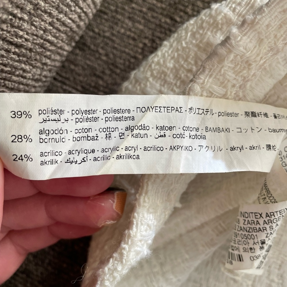 Zara Basic Ivory Miniskirt - Size Medium - image 5